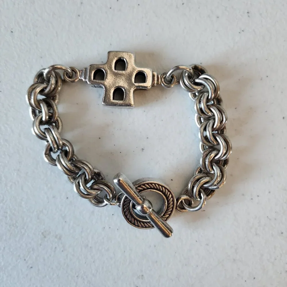 Saint Silver Cross Bracelet "EUC" - Picture 11 of 16